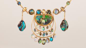 Louis Comfort Tiffany 1900 gold and opal necklace