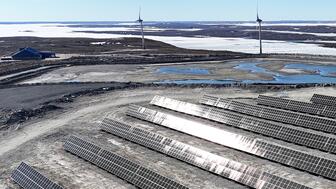 Diavik Diamond Mine solar power plant