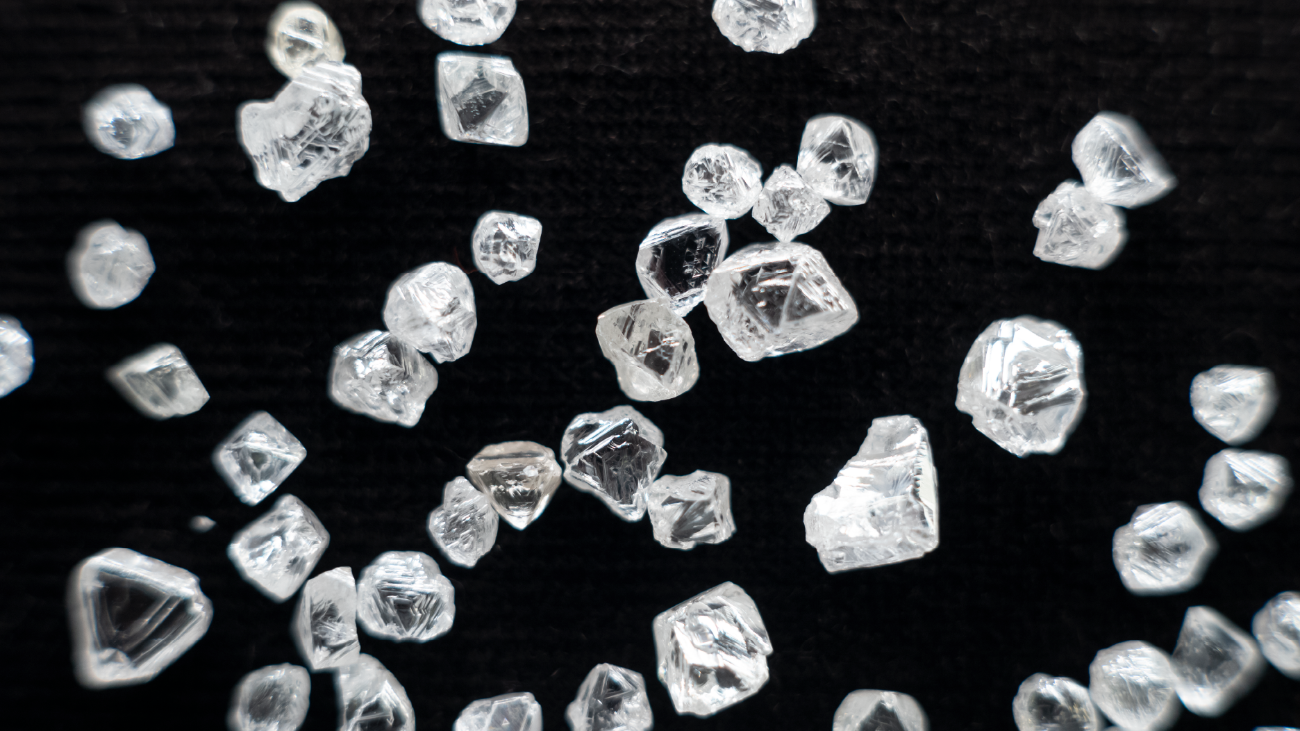 De Beers Diamonds falling